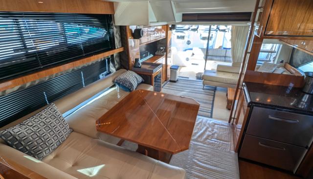 Casa Amigos yacht for sale 28