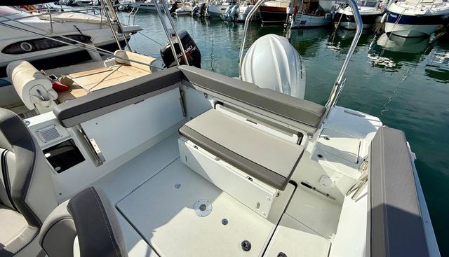 LUCA II yacht for sale 10