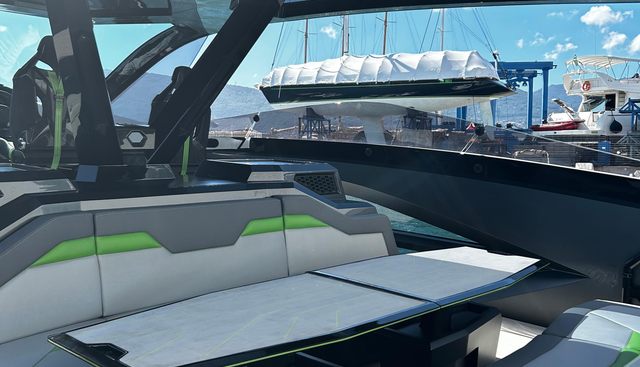 Lamborghini 63 yacht for sale 30