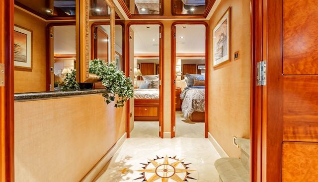 Snowbored yacht for sale 18
