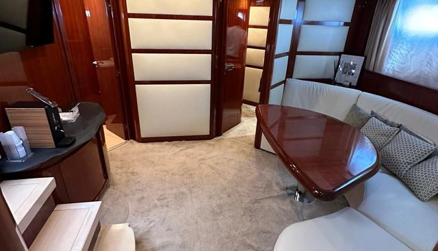 Tecnomar Velvet 90 yacht for sale 25