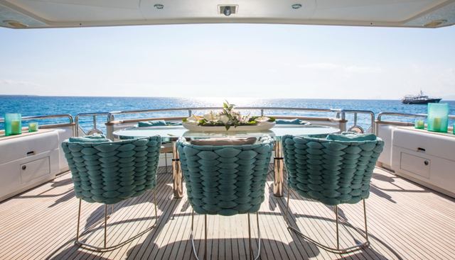 MR & MRS SMITH yacht for sale 19