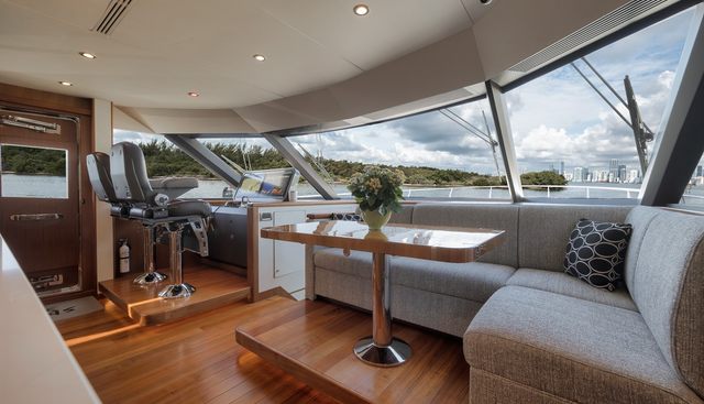 Live Mas yacht for sale 15