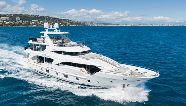 MY PARADIS yacht for sale 45