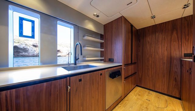 VAHEWA yacht for sale 29