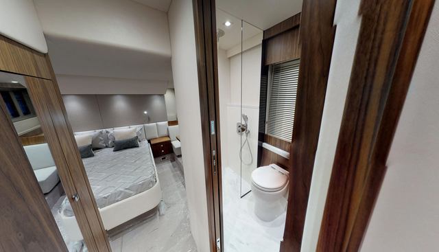 FARPOINT yacht for sale 18
