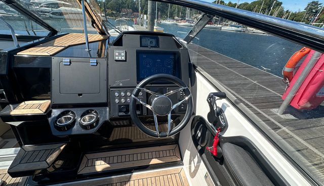 Milo yacht for sale 14