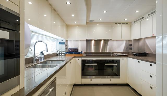 MERCY OCEANS yacht for sale 27