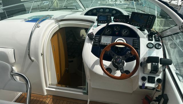 Alisma yacht for sale 19