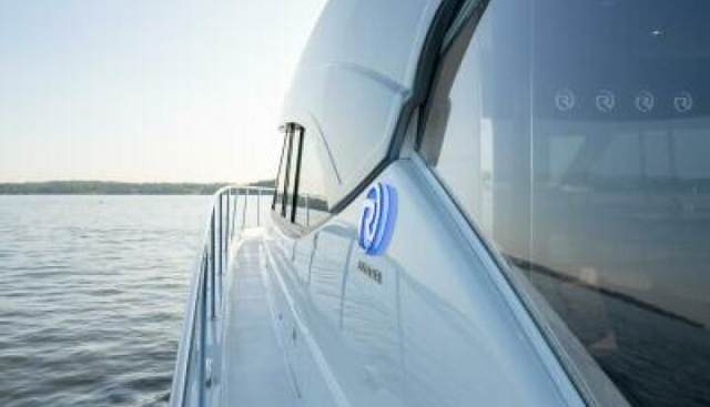 Greyhound yacht for sale 7