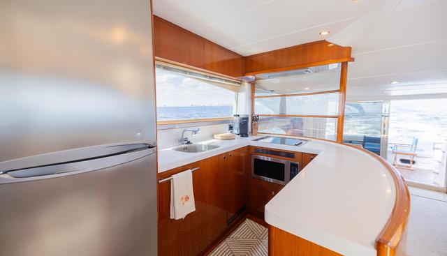 Cool Breeze yacht for sale 27