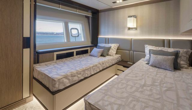 FOUR JOYS yacht for sale 19