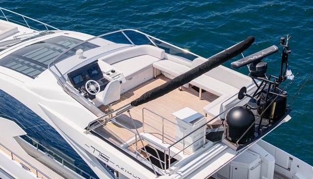 JR 28 yacht for sale 2