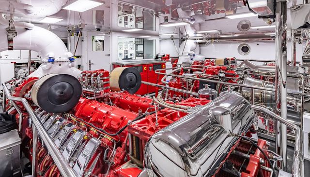 Mystique yacht for sale 37