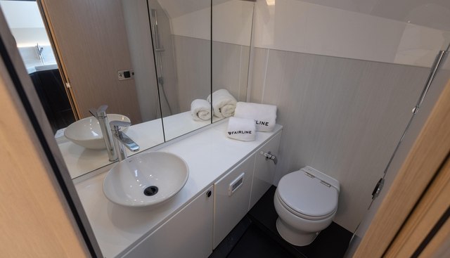 AY2295 yacht for sale 203