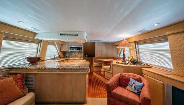 ENCHANTRESS yacht for sale 22