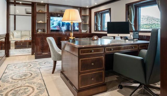 La Familia yacht for sale 15