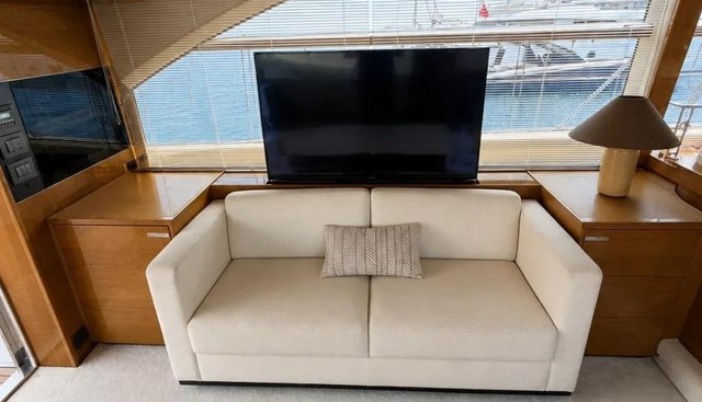 Astro yacht for sale 10
