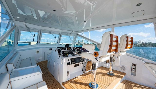 ENCHANTRESS yacht for sale 52