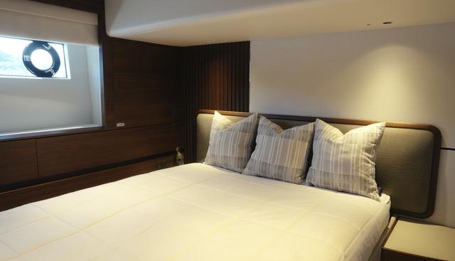 CHASE yacht for sale 23