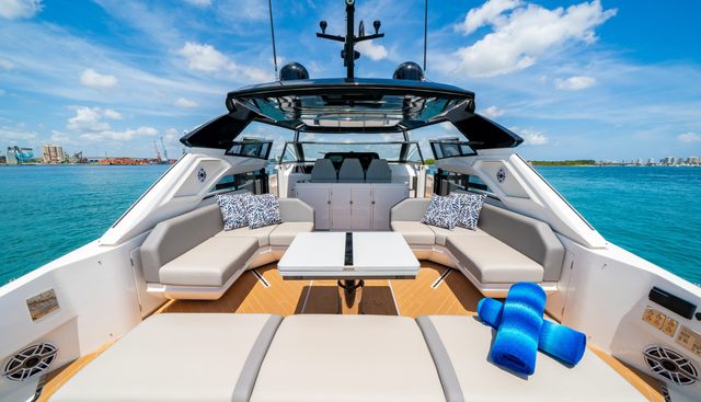 Fin yacht for sale 29