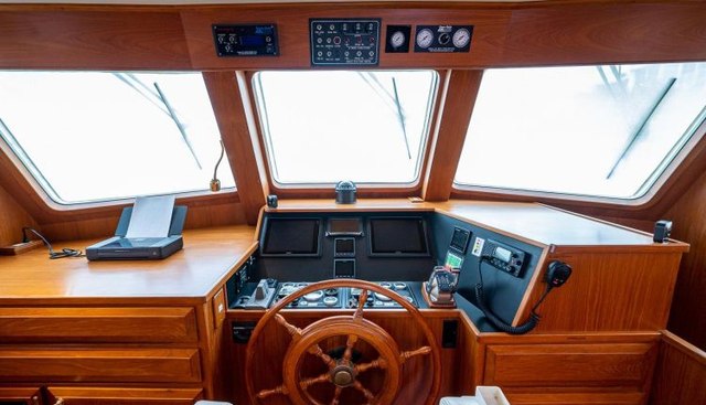 Homes yacht for sale 19