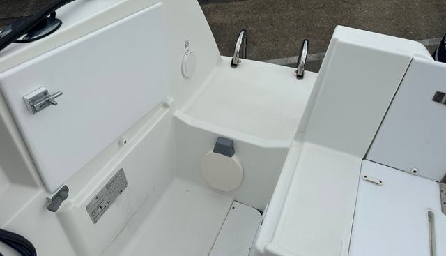 Blue Gecko yacht for sale 13