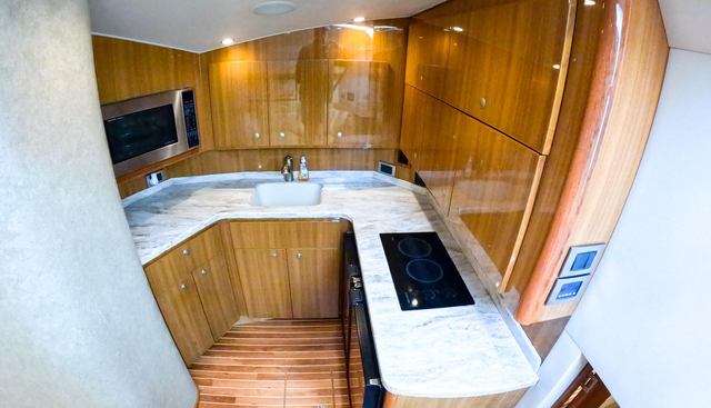 noname yacht for sale 37