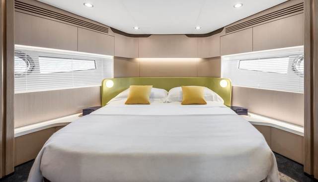 AZIMUT 60 FLY yacht for sale 23