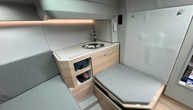 Amore yacht for sale 17