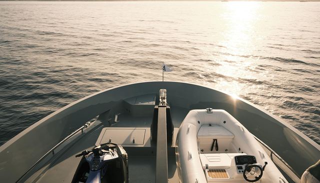 Adventure 780/ 01 yacht for sale 32