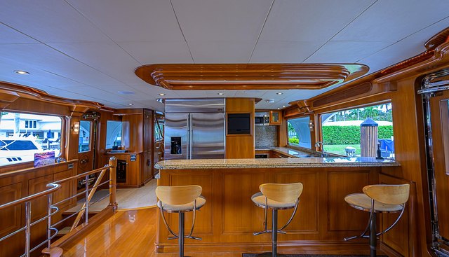 SCOTT FREE yacht for sale 24