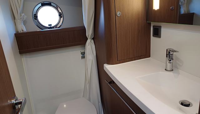 noname yacht for sale 15
