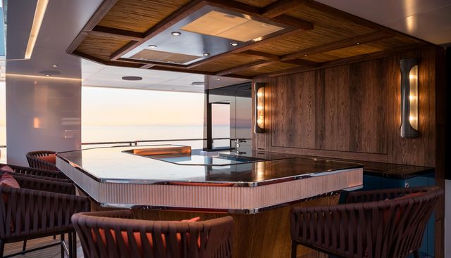 KING BENJI yacht for sale 19