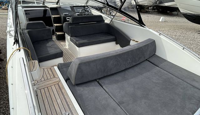 noname yacht for sale 8