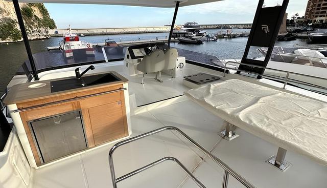 Lamborghini 63 yacht for sale 160