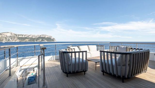 Q.m. yacht for sale 37