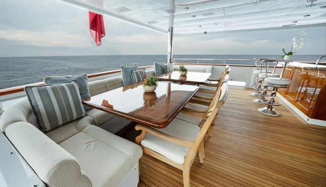 SILVER LINING yacht for sale 5