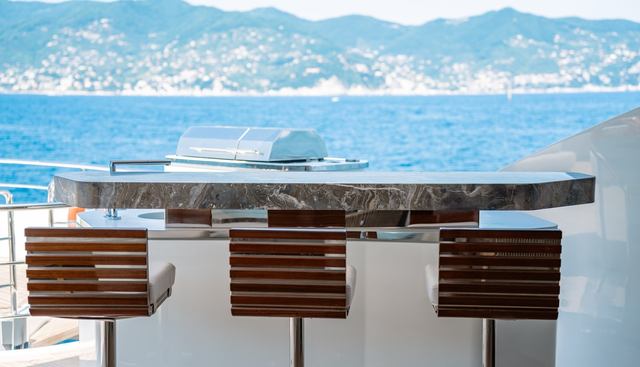 ARIA yacht for sale 9