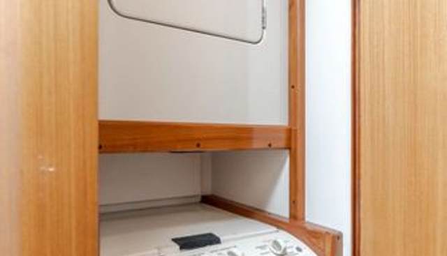 Triumph yacht for sale 150