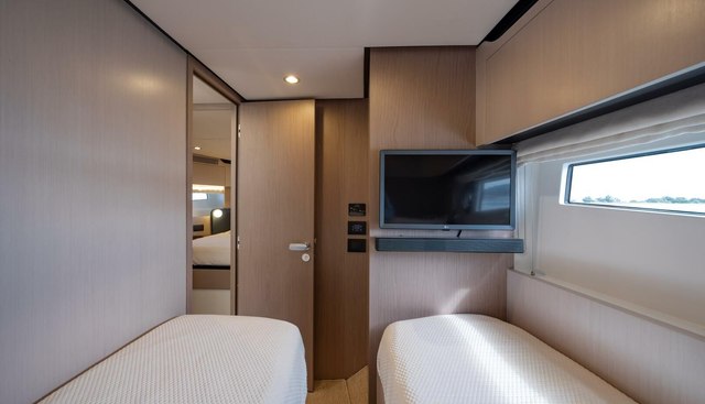 DOLCE VITA yacht for sale 57