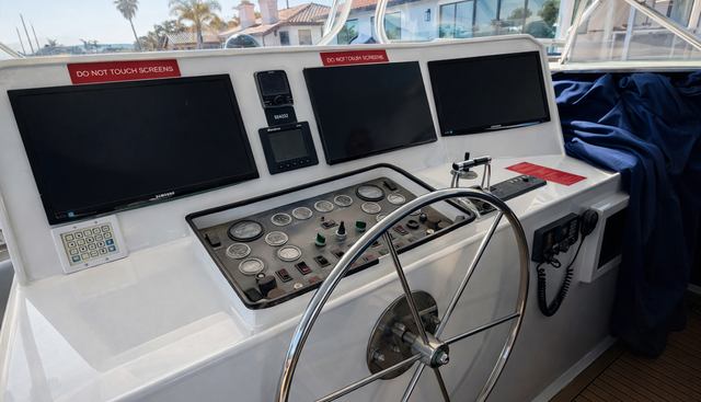 BURNING DAYLIGHT yacht for sale 12