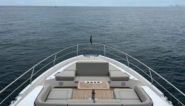 FAIRLINE SQUADRON yacht for sale 30