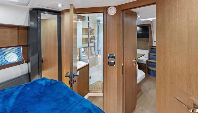 noname yacht for sale 37