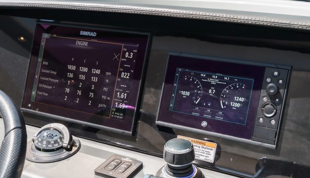 ADAMAS yacht for sale 20