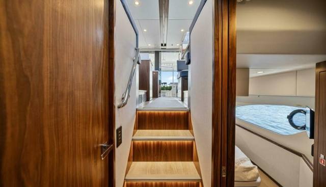 noname yacht for sale 29