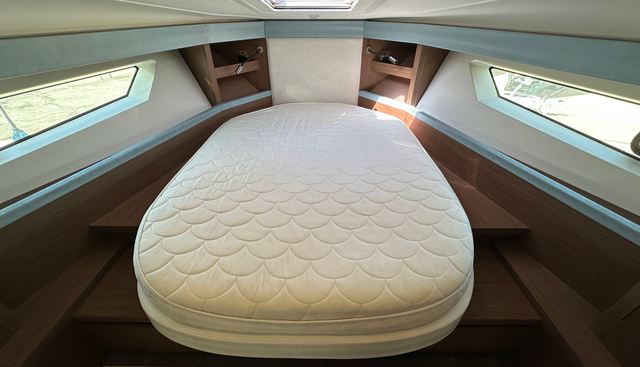 Rio yacht for sale 27