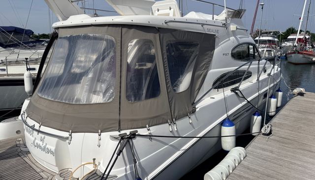 Ghost of London yacht for sale 13
