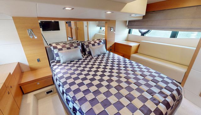 EUREKA yacht for sale 22