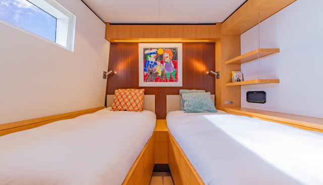 4 Ever yacht for sale 13